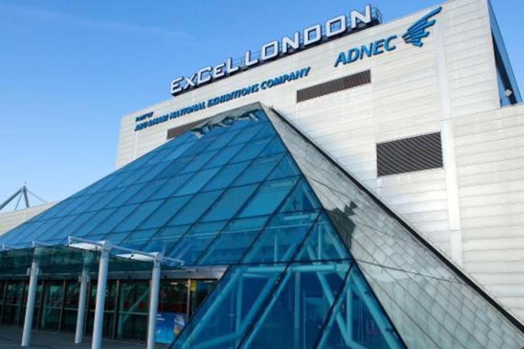 Full Apartment Close To Excel Centre, London City Airport , O2 Arena Экстерьер фото